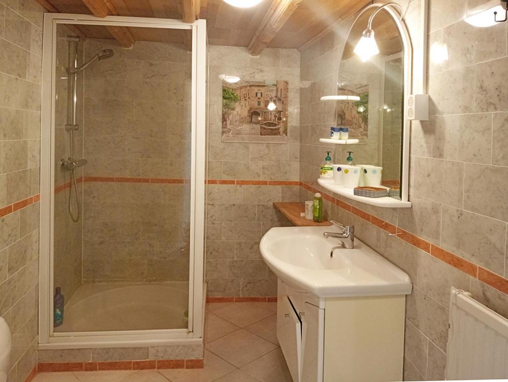 Bnb Het Geluk Van Limburg Mechelen Zimmer foto